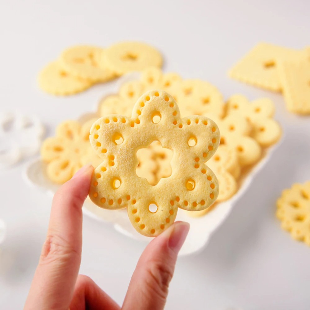 기하학적 패턴 속이 빈 쿠키 몰드 스탬프 샌드위치 잼  - Baking Kitchen Diy 리뷰 및 가격